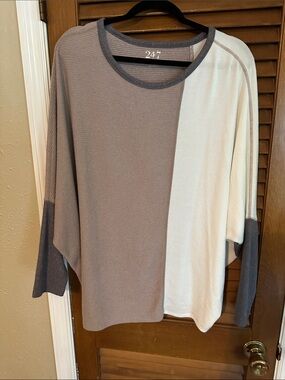 Maurice’s 24/7 Two-Tone Dolman Top in Taupe and Cream